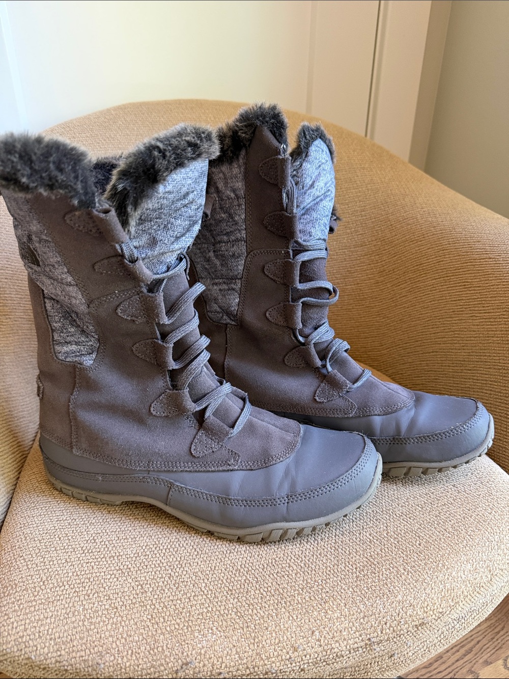 The North Face Womens Gray Brown Faux-Fur Lace-Up Winter Boots